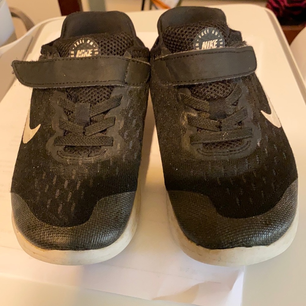 12C Nike velcro shoes